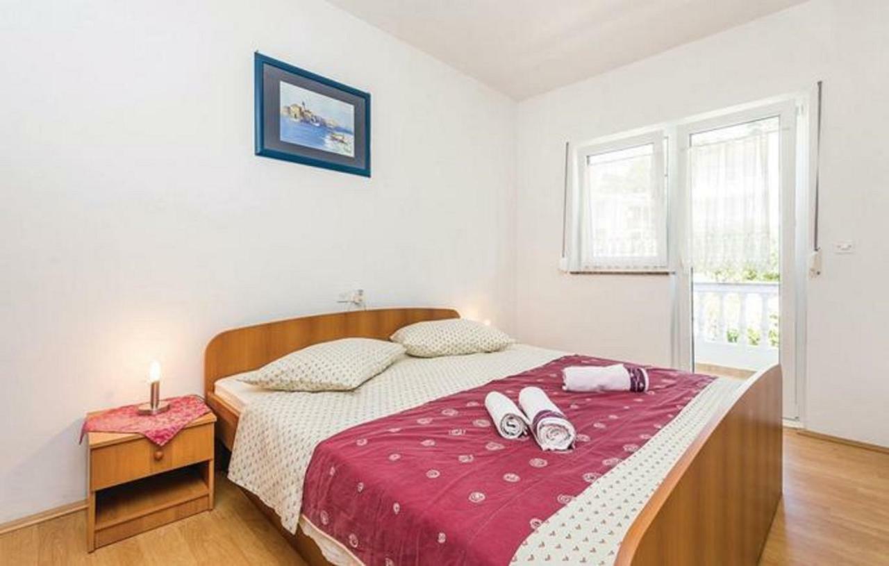 Lovely Meta Apartments Palit Esterno foto